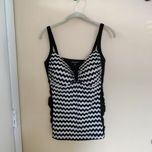 City Chic Black White Chevron Print S Swim Tankini Top Beach Pool Vacation Lake